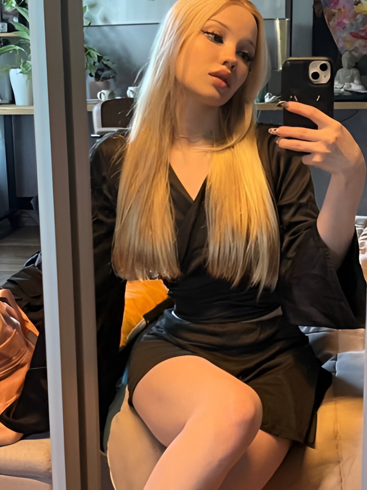 Сарра привлекальеная девушка из Первомайска цена от 10000 руб