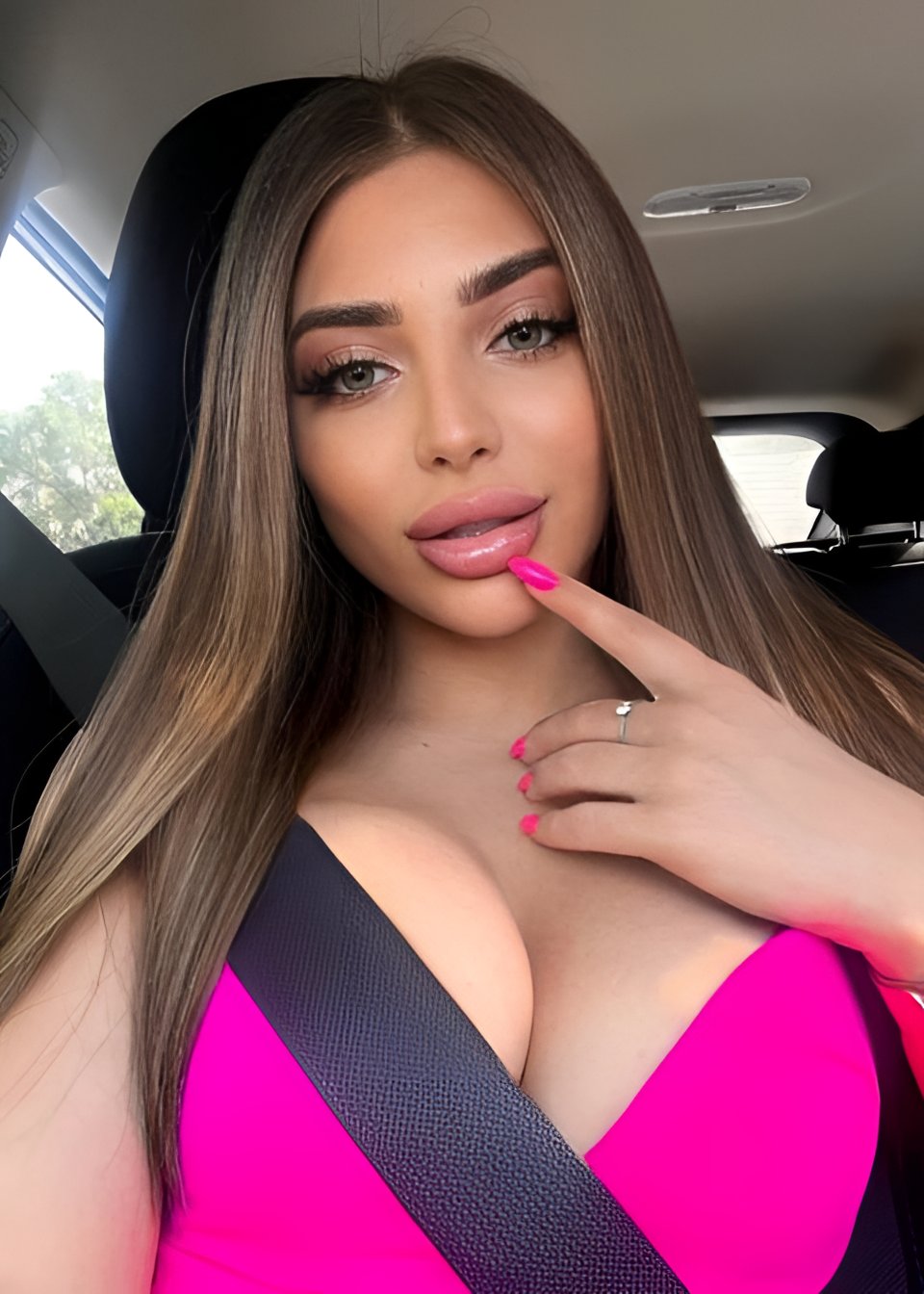 Дана привлекальеная девушка из Первомайска цена от 8000 руб